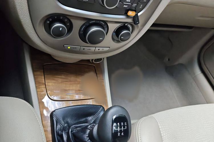 Used Buick Excelle 2015 1.5L Manual Classic Trim
