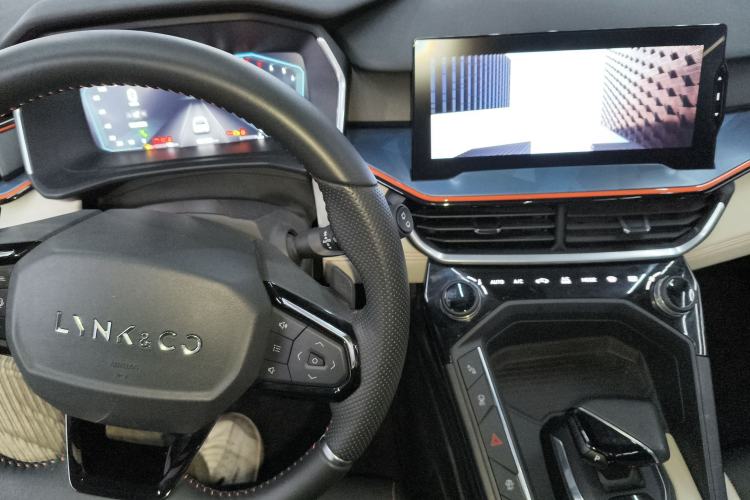 Used Lynk & Co 06 2021 1.5T Shero Pink Special Edition
