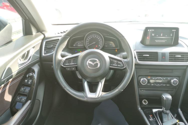 Used Mazda Mazda 3 Axela 2017 Sedan 1.5L Automatic Prestige Model China V Standard
