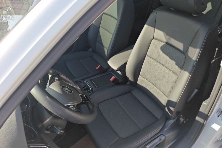 Used Volkswagen Golf Sportsvan 2018 230TSI Automatic Trend Edition
