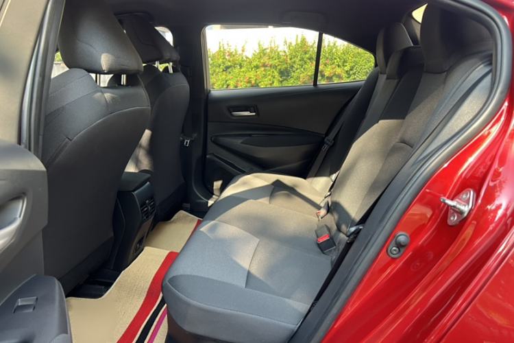 Used Toyota Levin 2022 Dual-Motor 1.8H E-CVT Leading Edition
