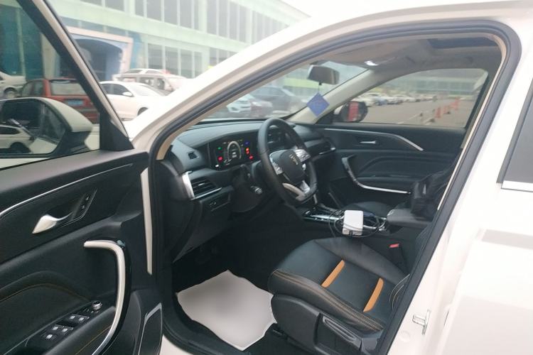 Used Bestune T77 2019 230 TID Automatic Luxury Version China VI Emission Standard
