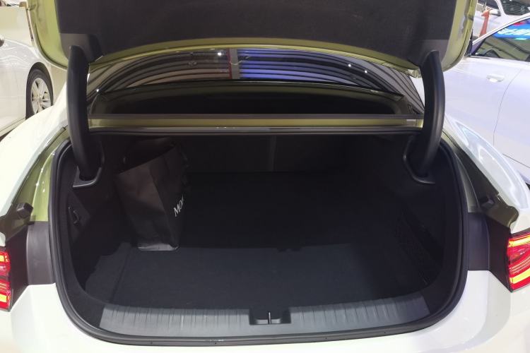 Used  SU7 2024 Rear-Drive Ultra-Long Range Advanced Pro-Level Intelligent Driving Version
