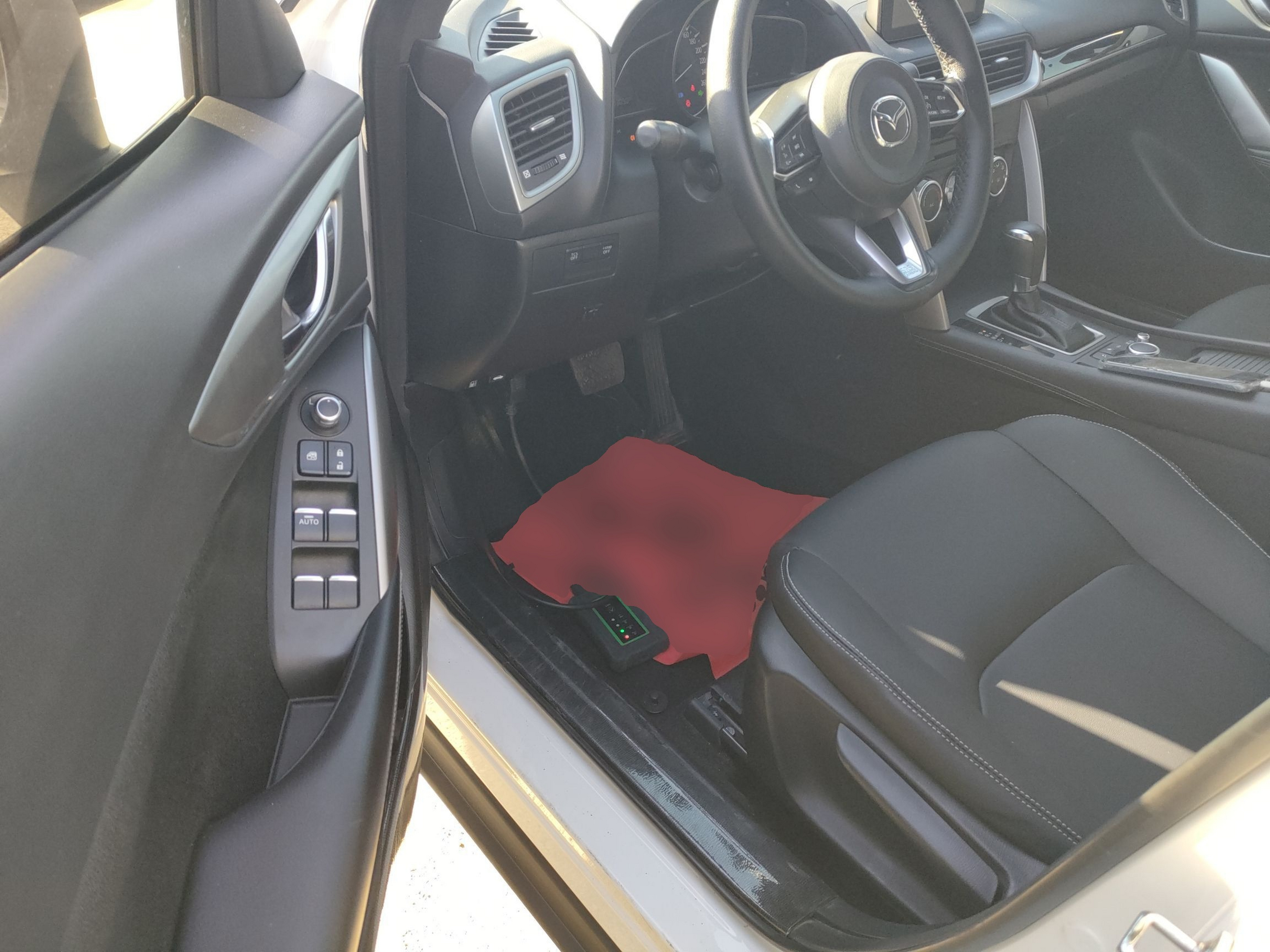 Переднее сиденье в автомобиле