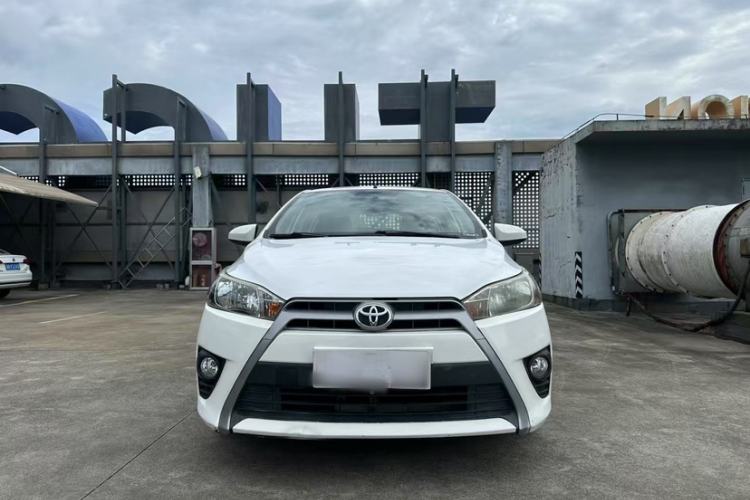 Used Toyota YARiS L 2016 1.5G Automatic XunSu Model with Sunroof
