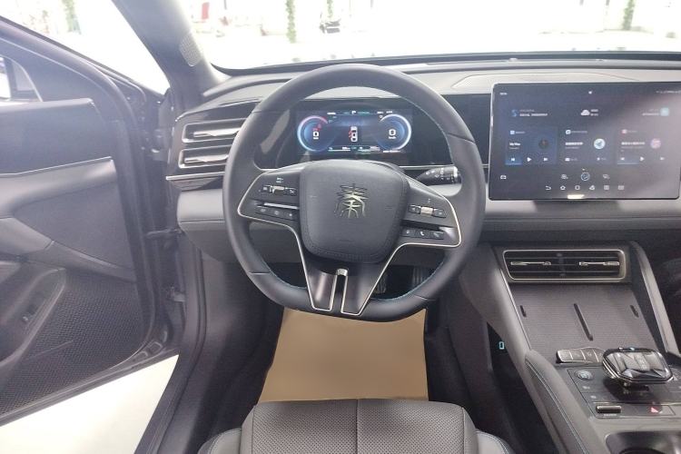 Used BYD Qin L 2024 DM-i 120KM Leading Model
