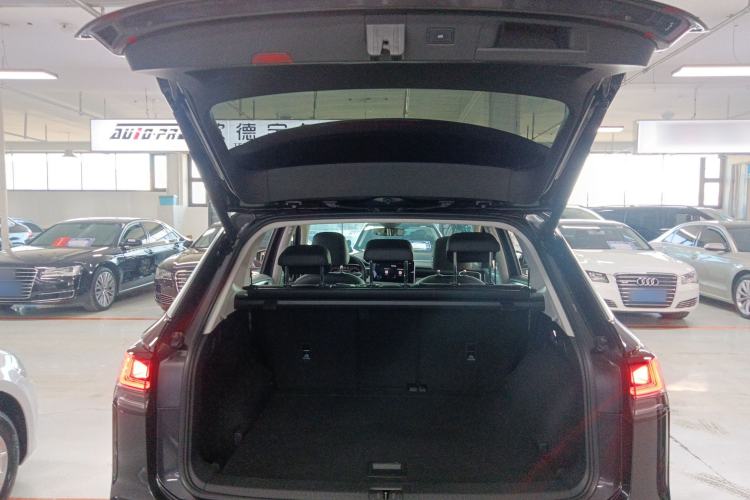 Used Volkswagen Tayron 2024 300TSI Two-Wheel-Drive Luxury Plus Advanced Version
