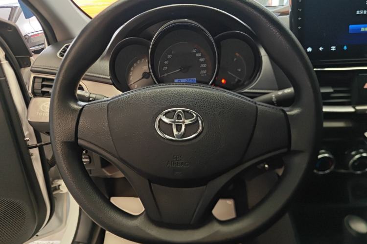 Used Toyota YARiS L 2020 1.5L CVT Leading Edition
