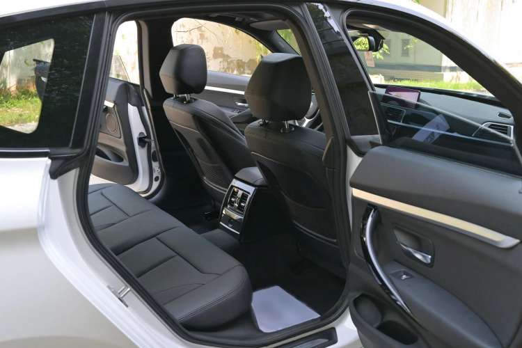 Used BMW 3 Series GT 2019 320i M Sport Package
