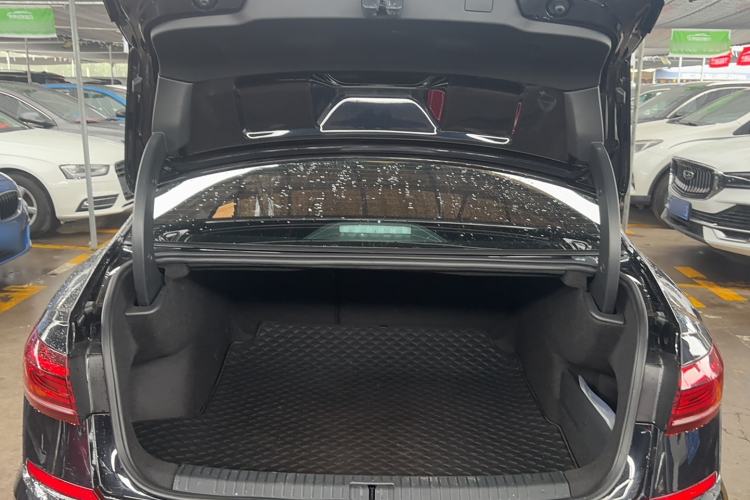 Used Volkswagen Passat 2024 330TSI Starry Elite Edition
