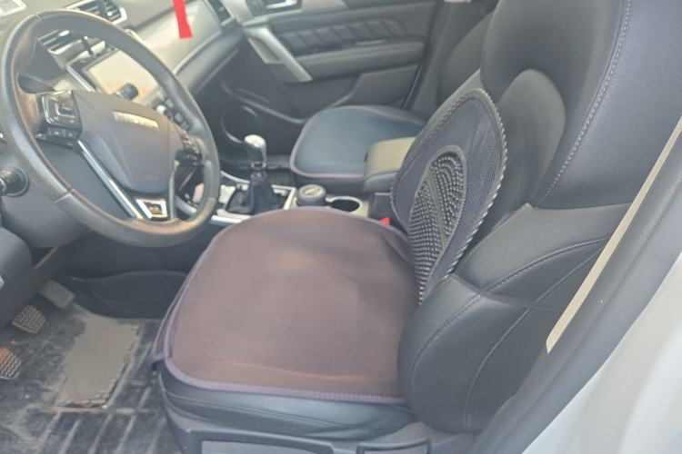 Used Haval H2 2016 Red-Label 1.5T Manual Two-Wheel Drive Luxury Model
