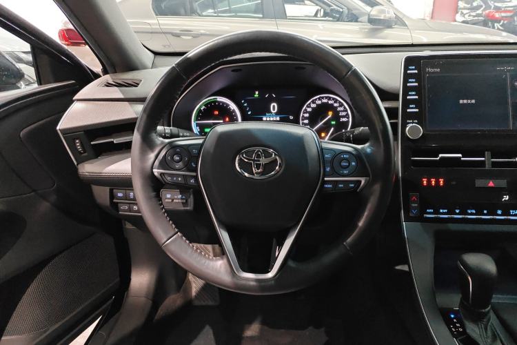 Used Toyota Avalon 2019 Dual-Engine 2.5L Luxury Edition China VI Standard
