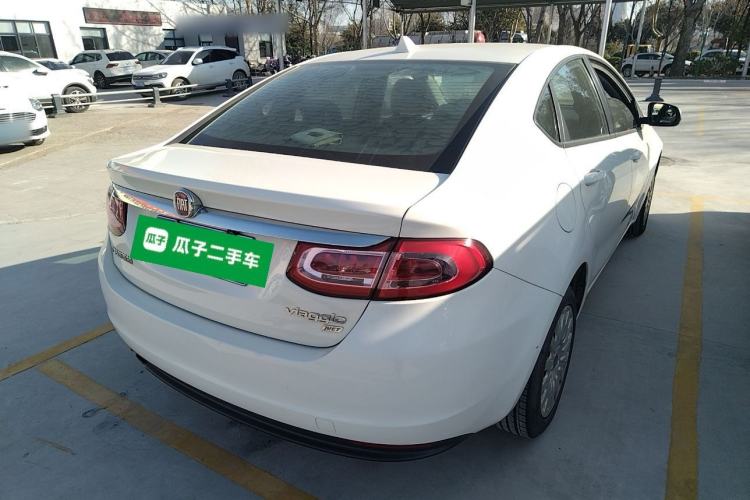 Used Fiat Viaggio 2015 1.4T Automatic Enjoyment Edition
