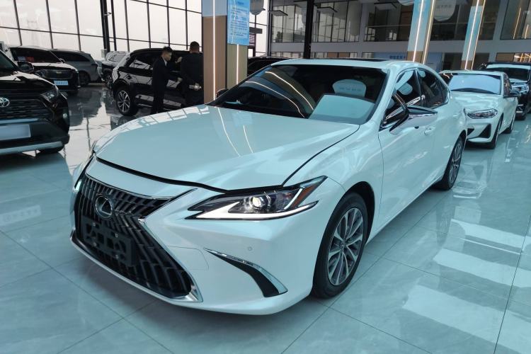 Used Lexus ES 2022 200 Excellence Edition
