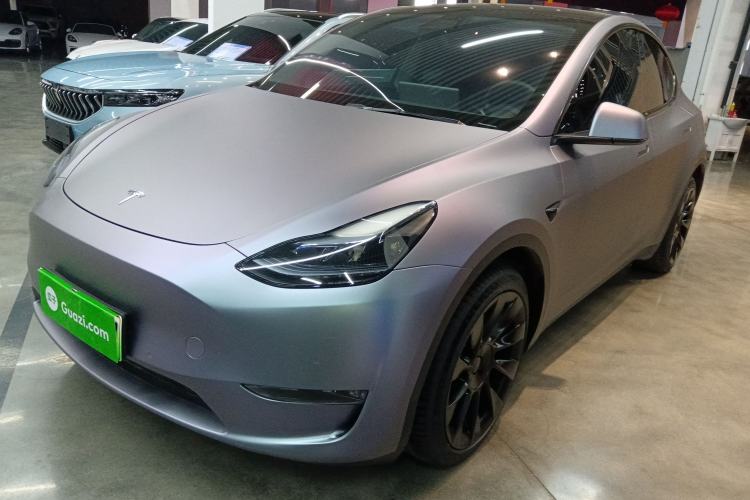 Used Tesla Model Y 2023 Long-Range All-Wheel-Drive Version