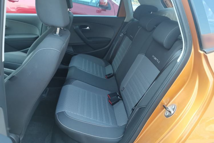 Used Volkswagen Polo 2014 1.6L Cross Polo Automatic
