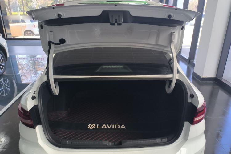 Used Volkswagen Lavida 2023 300TSI DSG Full-Comfort Edition
