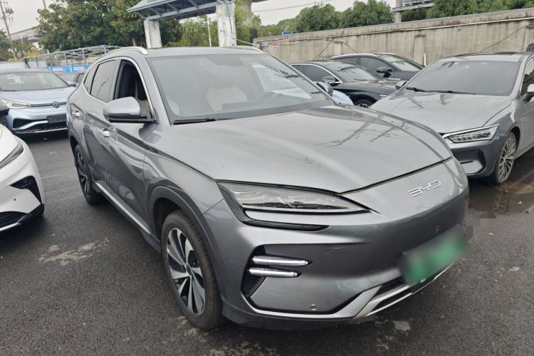 Used BYD Song PLUS New Energy 2023 Champion Edition EV 520KM Prestige Model
