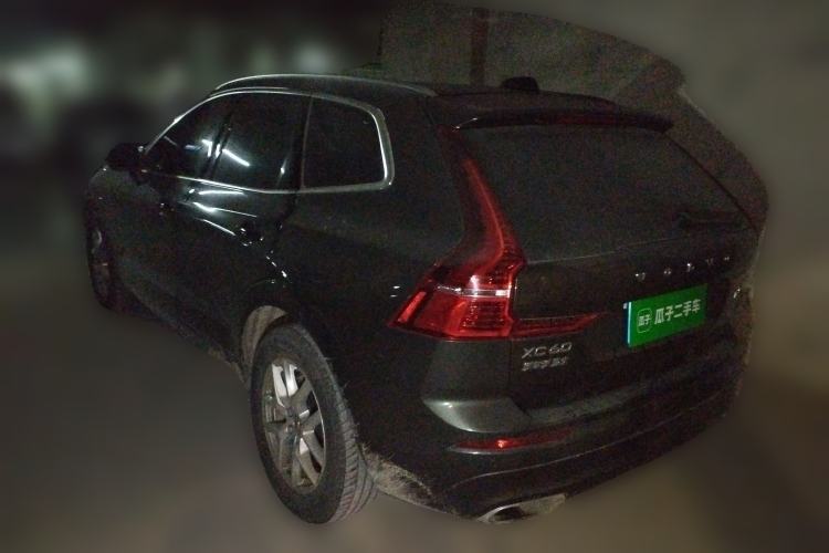 Used Volvo XC60 2019 T5 4x4 Smart Edition China V Standard