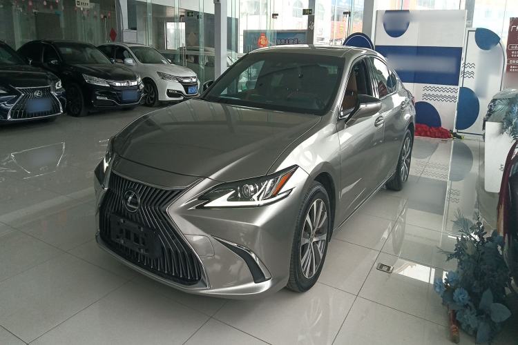 Used Lexus ES 2020 260 Excellence Edition