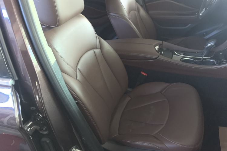 Used Buick Envision 2018 28T Four-Wheel Drive Luxury Model