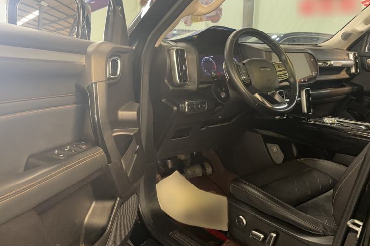 Used Haval DARGO 2022 2.0T DCT Two-Wheel Drive Huazhong Hound Edition
