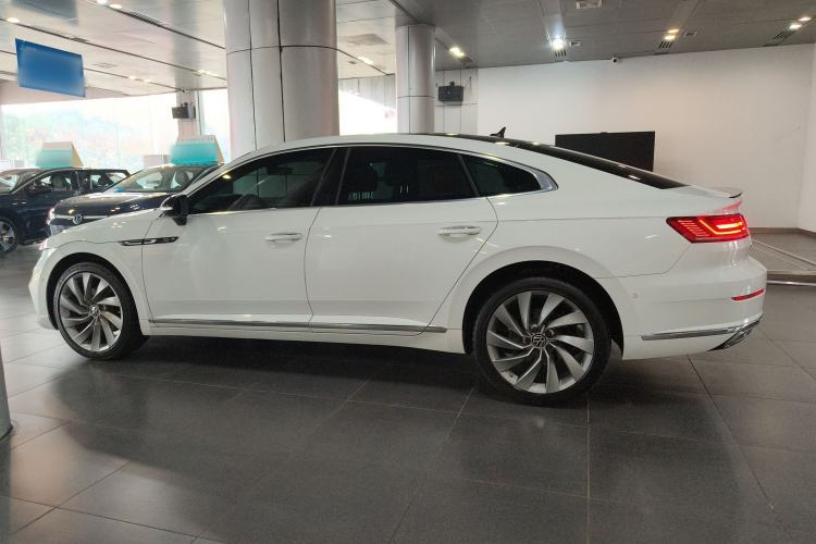 Used Volkswagen FAW-Volkswagen CC 2023 380TSI Striking Edition
