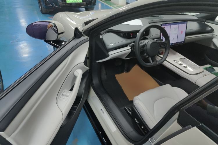 Used  SU7 2024 Rear-Drive Ultra-Long Range Advanced Pro-Level Intelligent Driving Version
