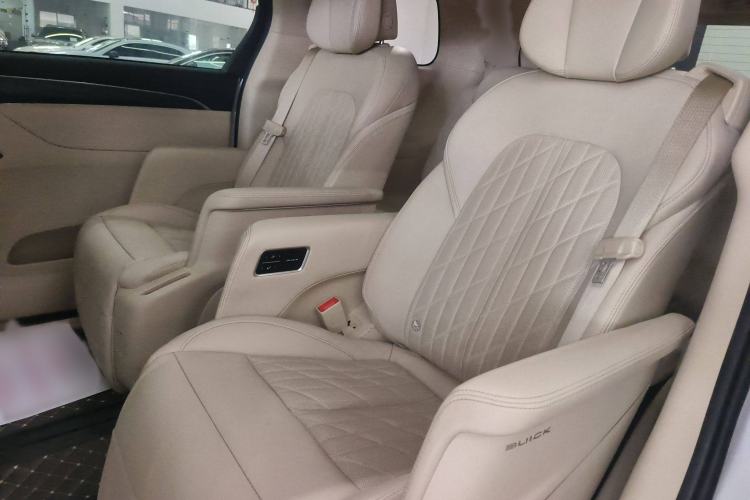 Used Buick GL8 2023 ES Lu Zun Luxury Model
