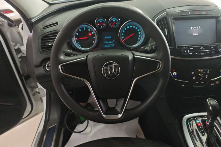 Used Buick Regal 2015 1.6T Leading Technology Model
