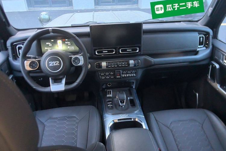 Used  T01 2024 2.0T Mechanic
