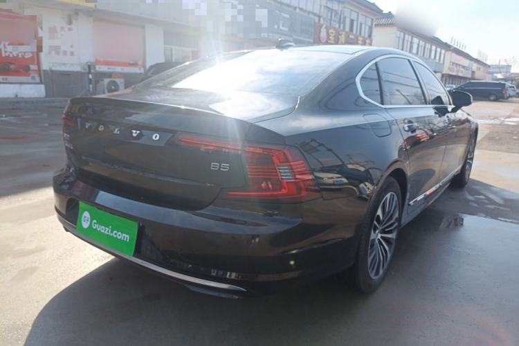 Used Volvo S90 2023 B5 Zhiyi Luxury Edition
