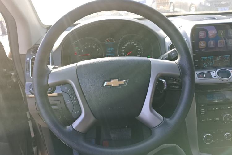 Used Chevrolet Captiva 2017 2.4L Two-Wheel Drive Luxury Edition 7 Seats
