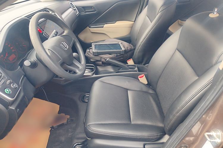 Used Honda Greiz 2016 1.5L CVT Classic Edition
