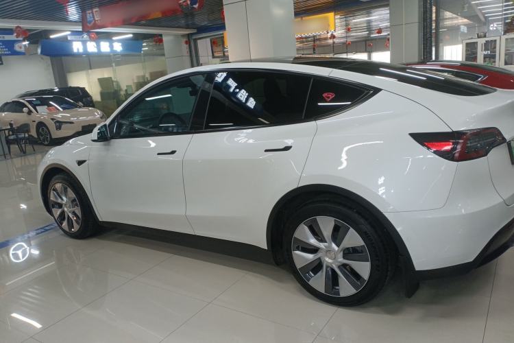 Used Tesla Model Y 2022 Rear-Wheel-Drive Version