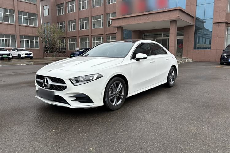 Used Mercedes-Benz A-Class 2020 Facelift A 180 L Sport Sedan Special Configuration
