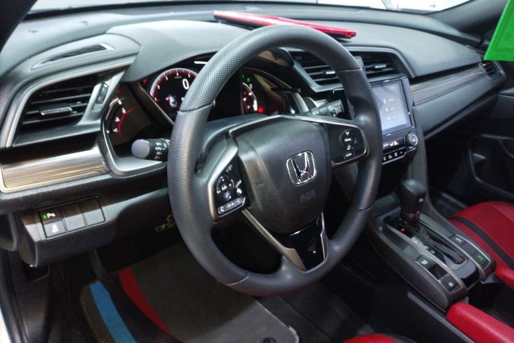 Used Honda Civic 2021 HATCHBACK 220TURBO CVT Trendy Cool Edition