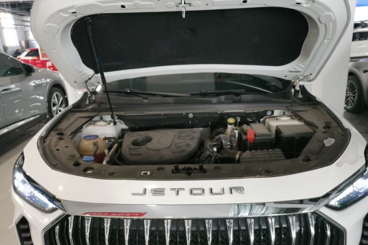 Used JETOUR X70 PLUS 2023 1.5T DCT Brave PLUS 5-Seater
