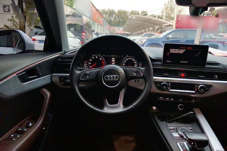 Used Audi A4L 2017 Plus 40 TFSI Fashion Model
