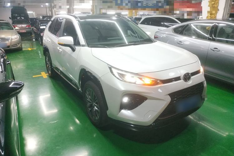 Used Toyota Wildlander 2024 2.0L CVT Two-Wheel Drive Luxury PLUS Edition
