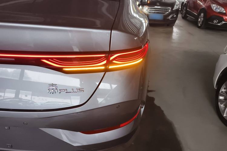 Used BYD Qin PLUS 2025 DM-i Smart Drive 55KM Leading Model
