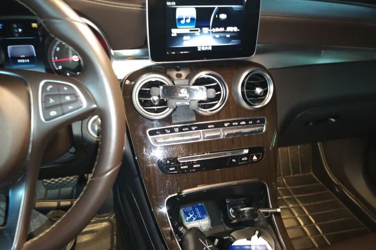 Used Mercedes-Benz GLC 2019 Facelift GLC 260 L 4MATIC Luxury Model
