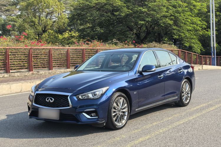 Used Infiniti Q50L 2018 2.0T Enjoyment Version China VI Standard
