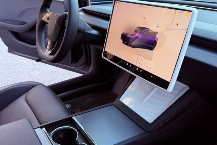 Used Tesla Model 3 2023 Rear-Wheel-Drive Version
