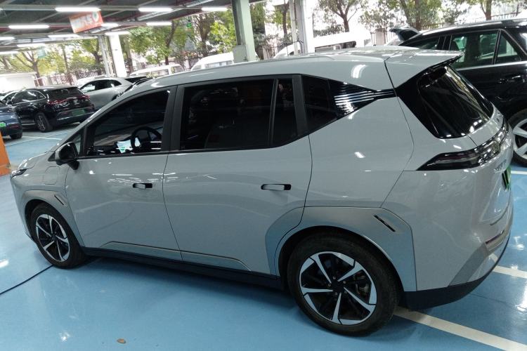 Used AION Y 2023 Plus 510 Smart Edition