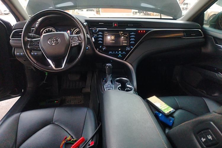 Used Toyota Camry 2018 2.5G Luxury Edition
