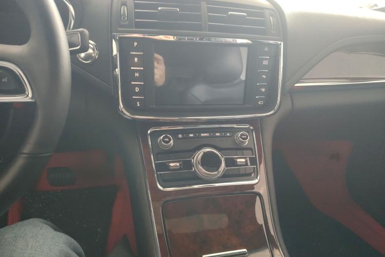 Used Lincoln Continental 2018 2.0T Two-Wheel Drive Prestige Edition