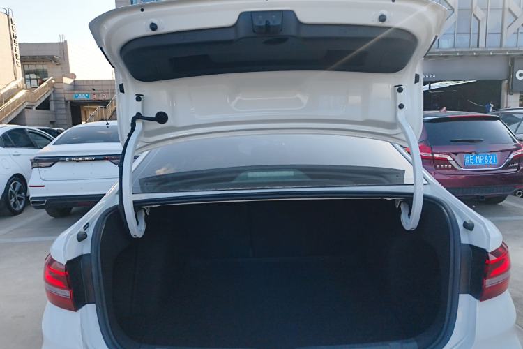 Used Volkswagen Lavida 2024 1.5L Automatic Starry Sky 5 Million Edition
