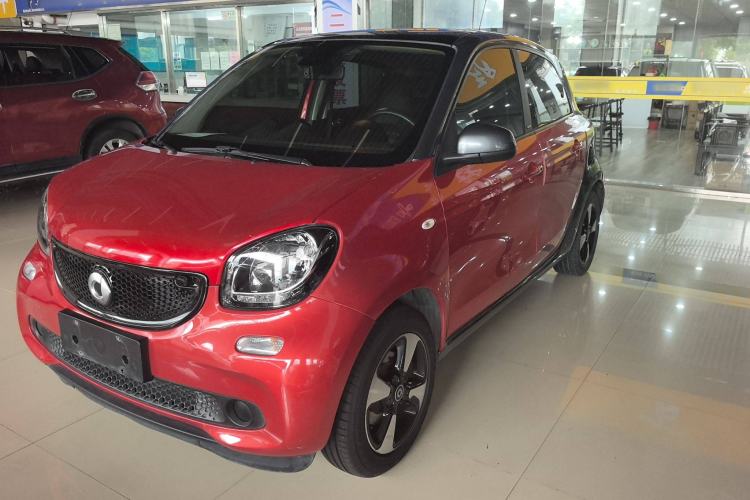 Used  forfour 2016 1.0L 52 kW Passion Edition
