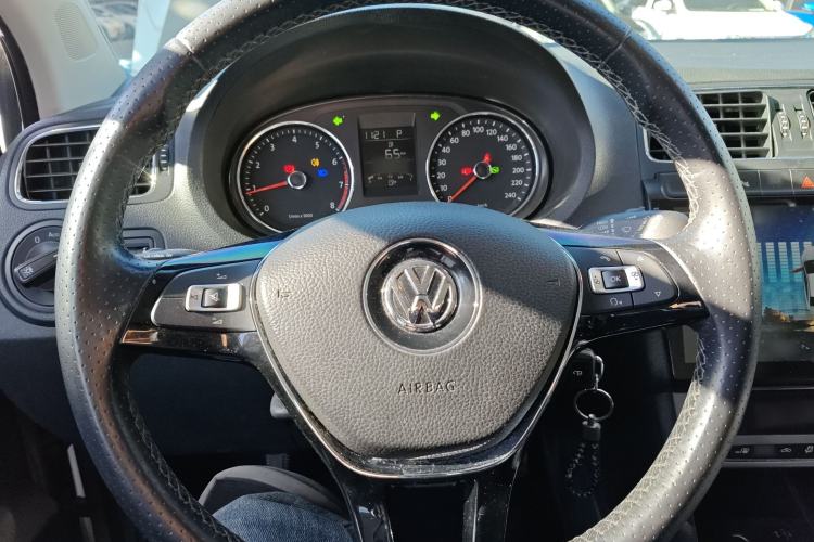 Used Volkswagen Polo 2014 1.6L Cross Polo Automatic